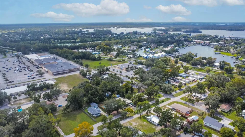 464 NE 2ND STREET Crystal River, FL 34429