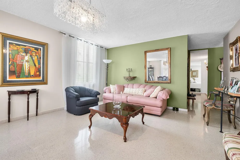 Urb. Torrimar PASEO DE LA ALHAMBRA #1-16 Guaynabo, PR 00966
