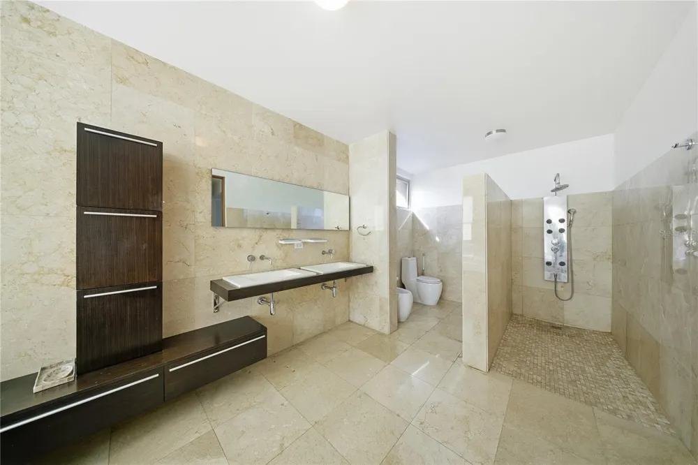 59 LIRIO #301 Carolina, PR 00979