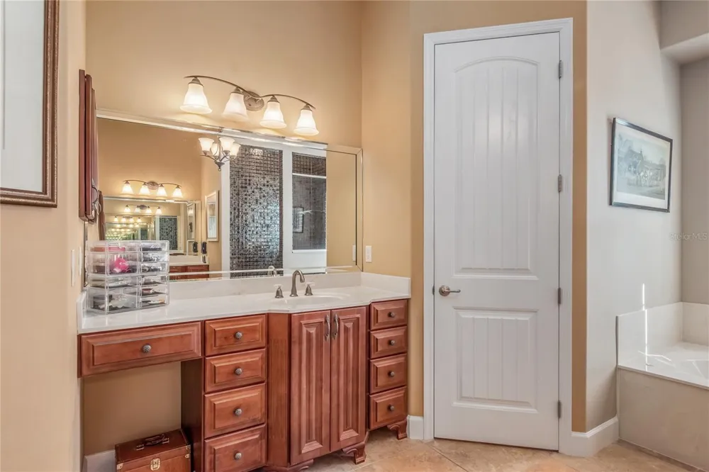 12610 NW GAINESVILLE ROAD Reddick, FL 32686