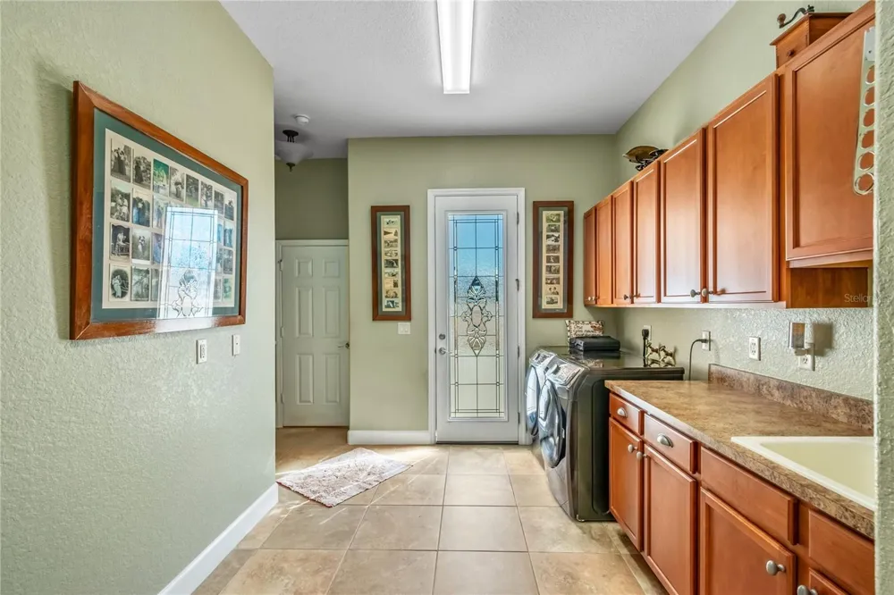12610 NW GAINESVILLE ROAD Reddick, FL 32686