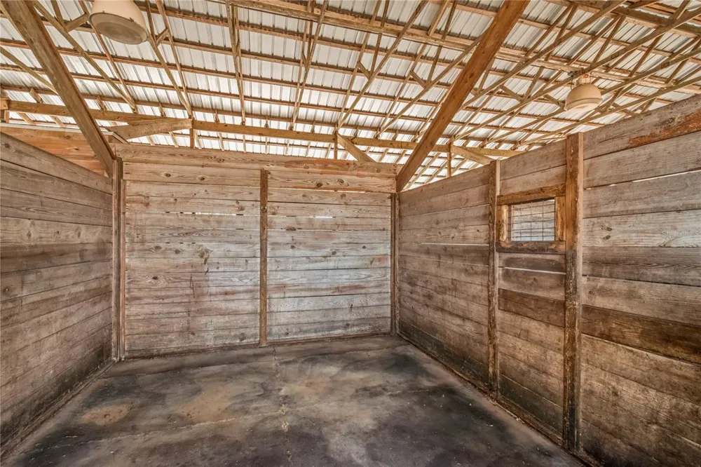 12610 NW GAINESVILLE ROAD Reddick, FL 32686