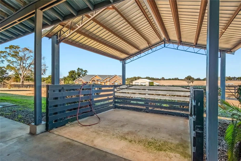 12610 NW GAINESVILLE ROAD Reddick, FL 32686