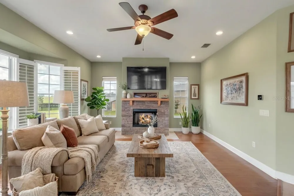 12610 NW GAINESVILLE ROAD Reddick, FL 32686