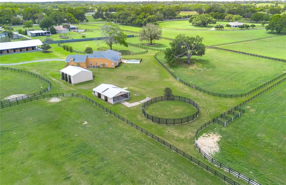 12610 NW GAINESVILLE ROAD Reddick, FL 32686