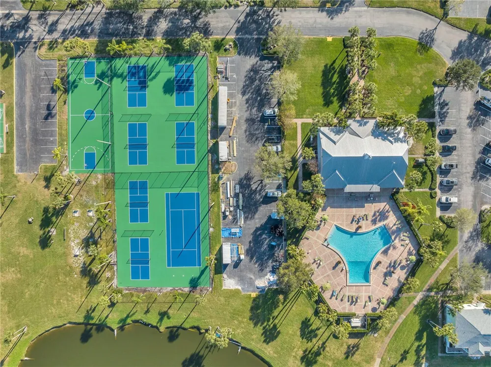 4728 BEACH DRIVE SE #A St Petersburg, FL 33705