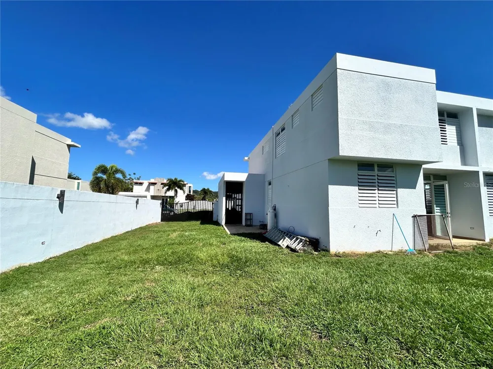 345 CALLE TULIPAN Caguas, PR 00725
