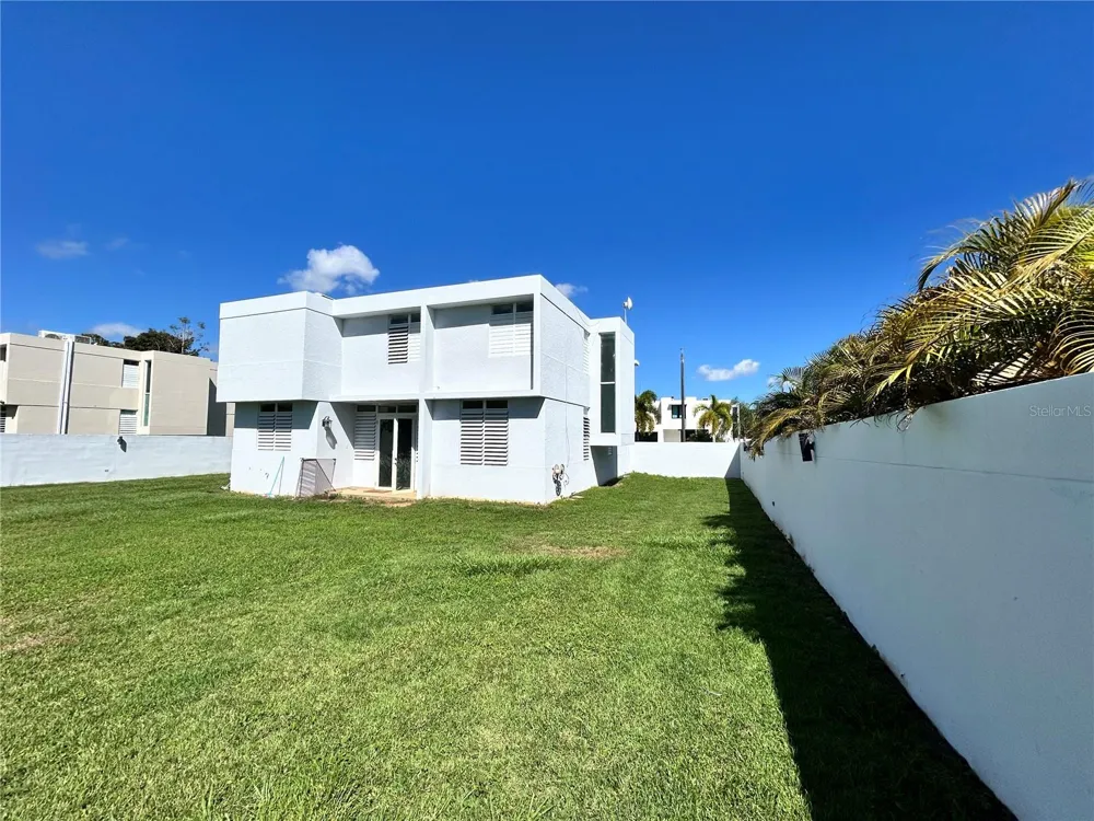 345 CALLE TULIPAN Caguas, PR 00725