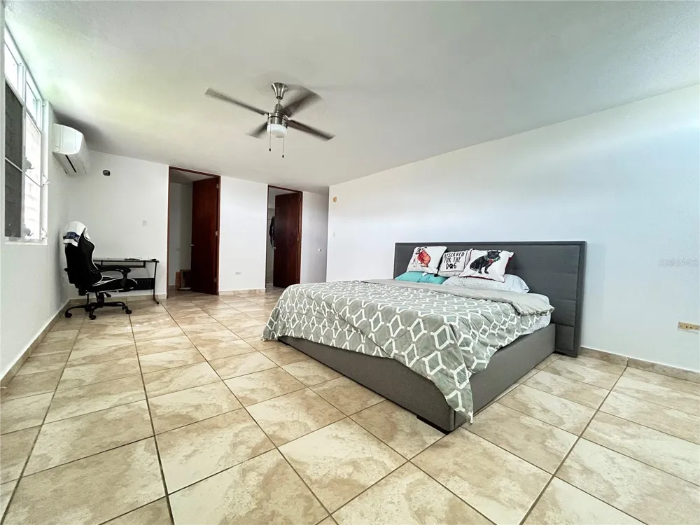 345 CALLE TULIPAN Caguas, PR 00725
