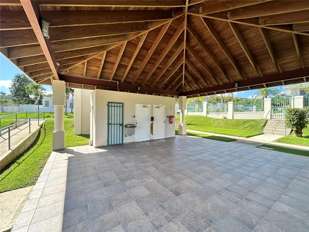345 CALLE TULIPAN Caguas, PR 00725