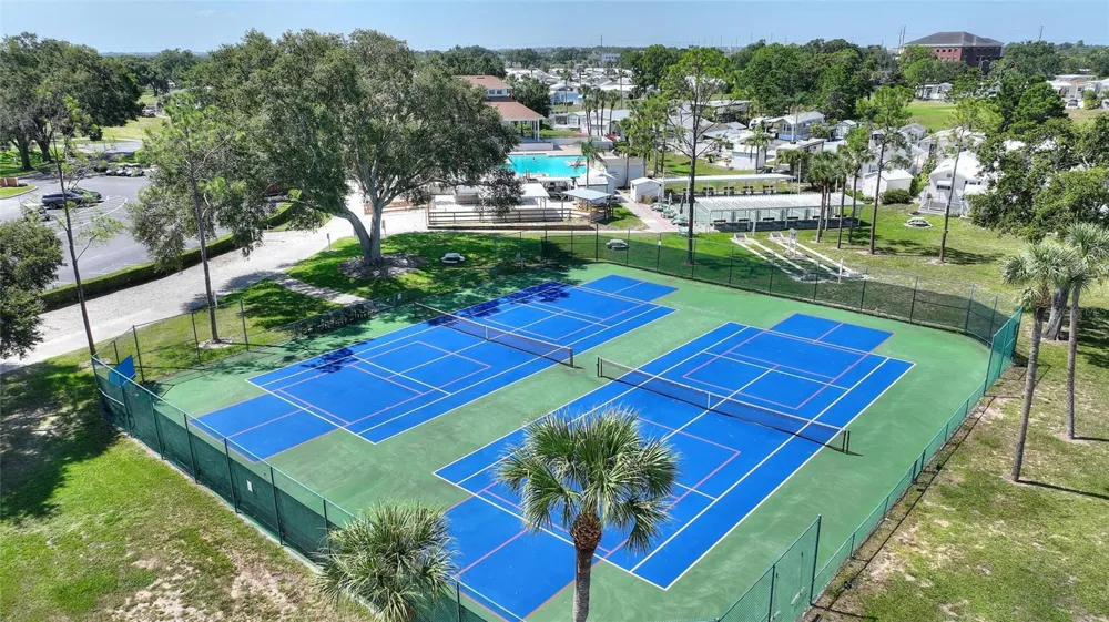 328 ST GEORGE DRIVE Davenport, FL 33837