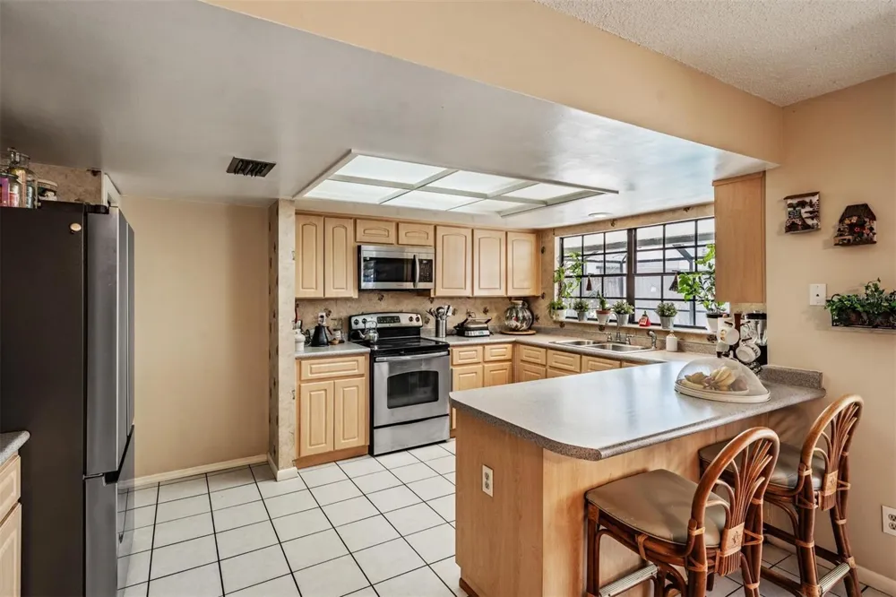 12604 RAIN FOREST STREET Temple Terrace, FL 33617
