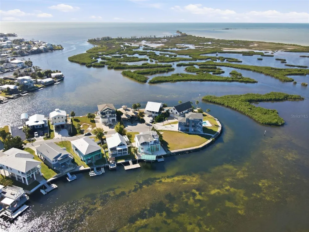 3395 EAGLE NEST DRIVE Hernando Beach, FL 34607