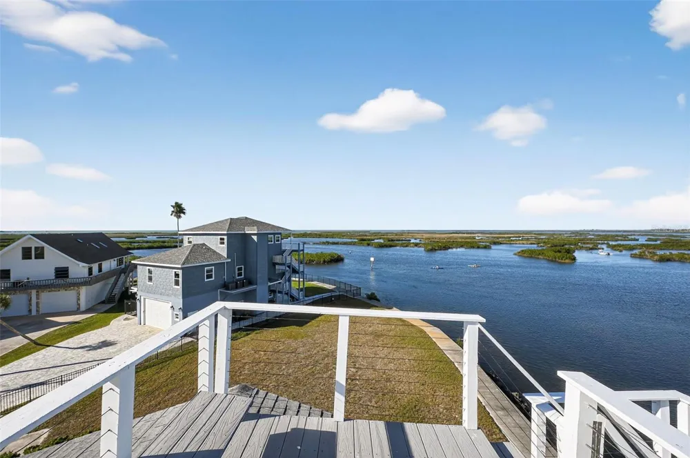 3395 EAGLE NEST DRIVE Hernando Beach, FL 34607