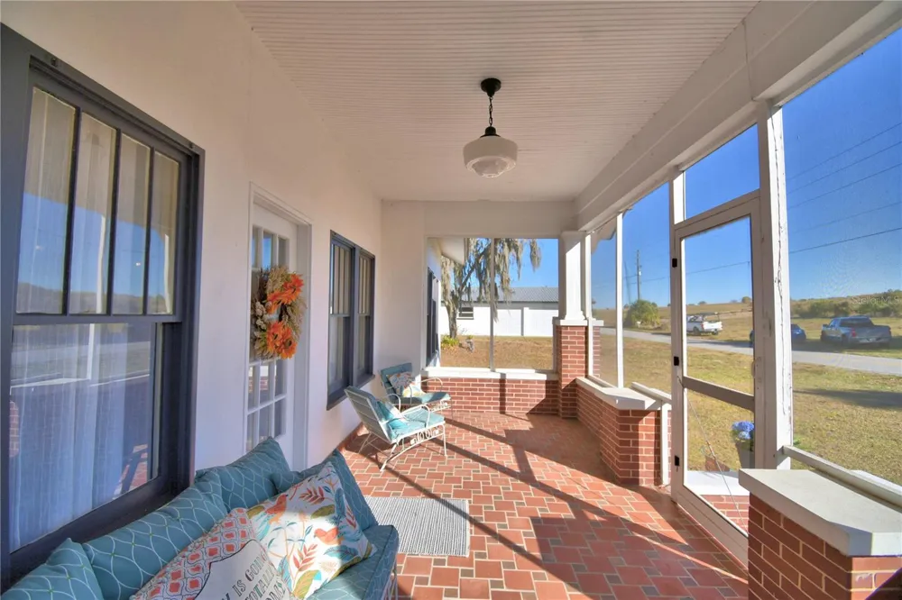 1173 S LAKE REEDY BOULEVARD Frostproof, FL 33843