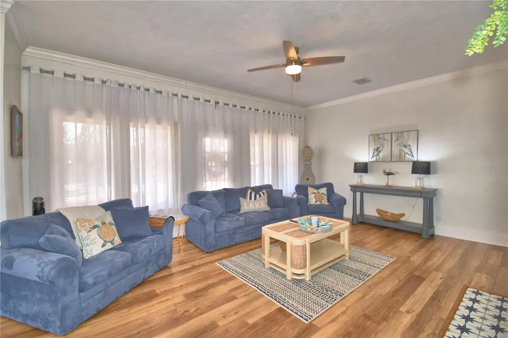 1173 S LAKE REEDY BOULEVARD Frostproof, FL 33843