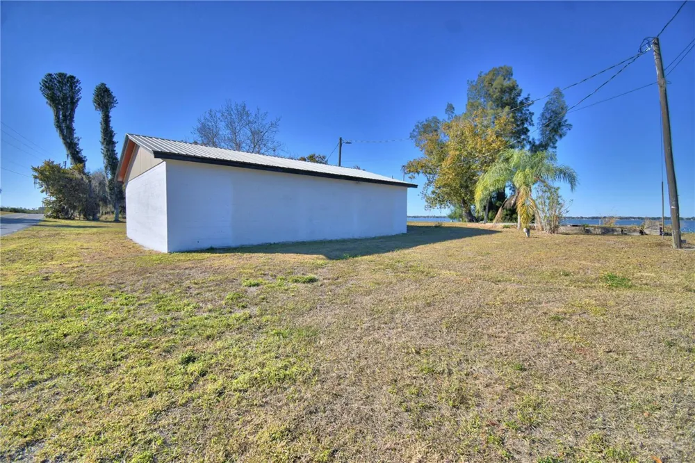 1173 S LAKE REEDY BOULEVARD Frostproof, FL 33843