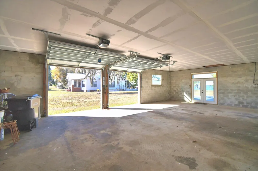 1173 S LAKE REEDY BOULEVARD Frostproof, FL 33843