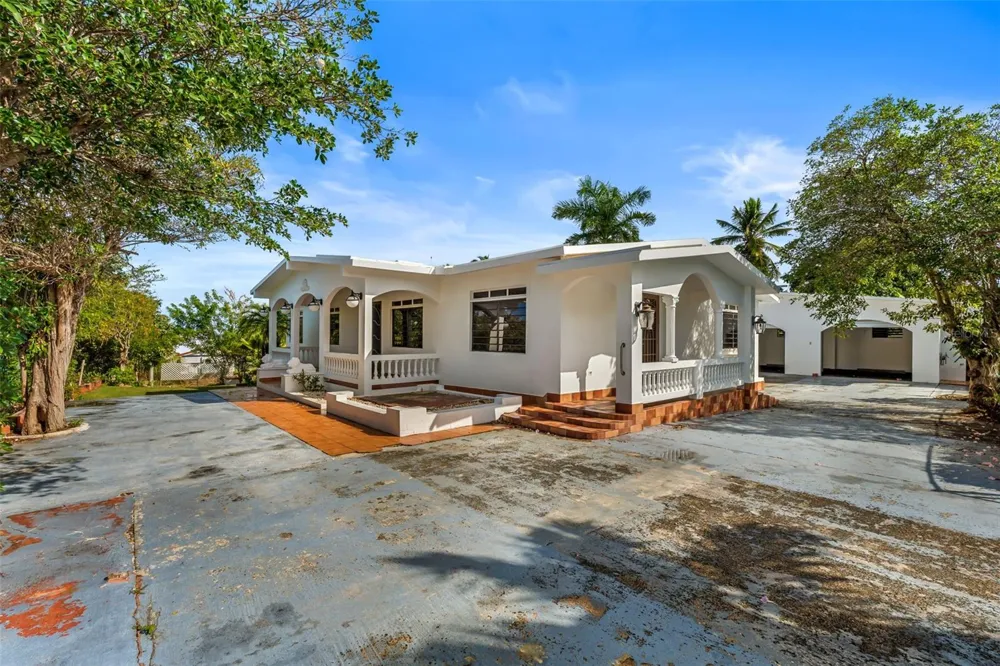 KM 1.1 466 Isabela, PR 00662