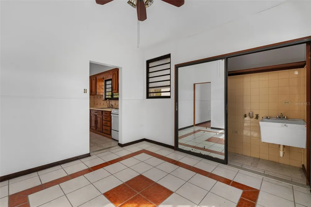 KM 1.1 466 Isabela, PR 00662