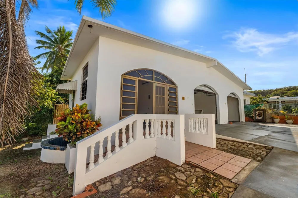 KM 1.1 466 Isabela, PR 00662