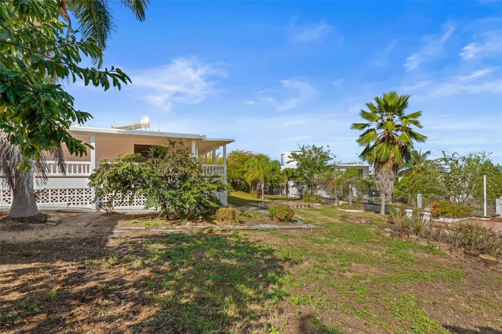 KM 1.1 466 Isabela, PR 00662