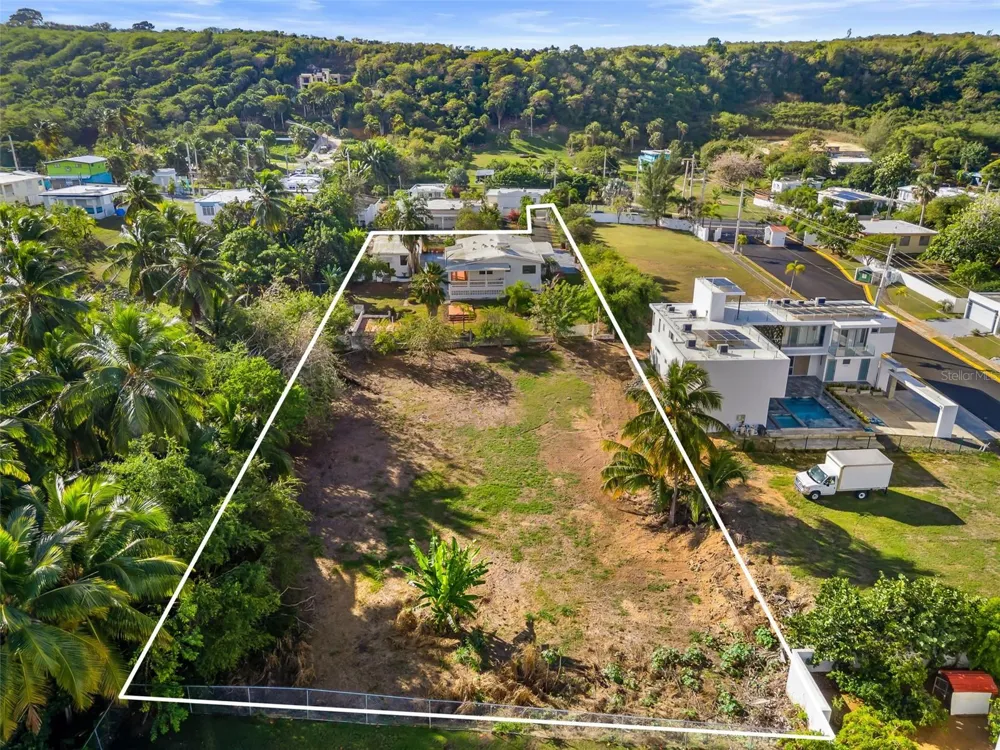 KM 1.1 466 Isabela, PR 00662