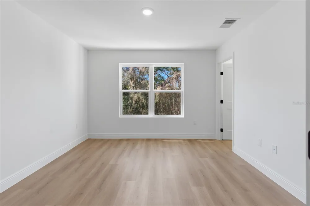 727 CLEMSON DRIVE Altamonte Springs, FL 32714