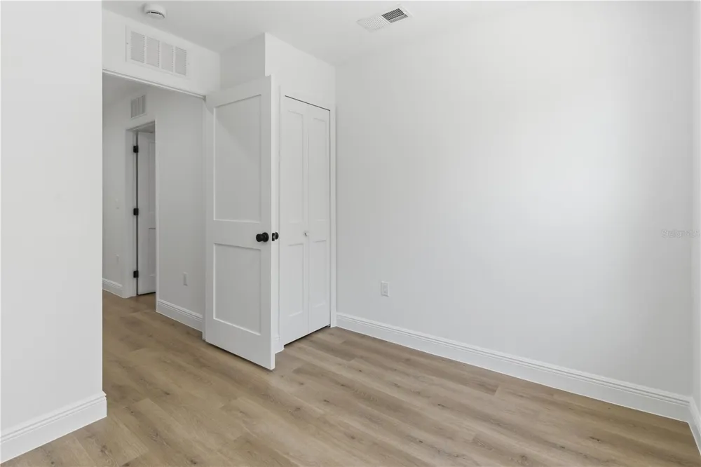 727 CLEMSON DRIVE Altamonte Springs, FL 32714