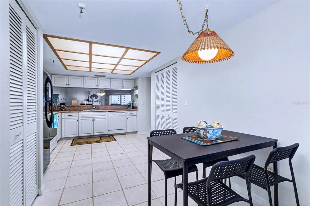 18400 GULF BOULEVARD #1302 Indian Shores, FL 33785
