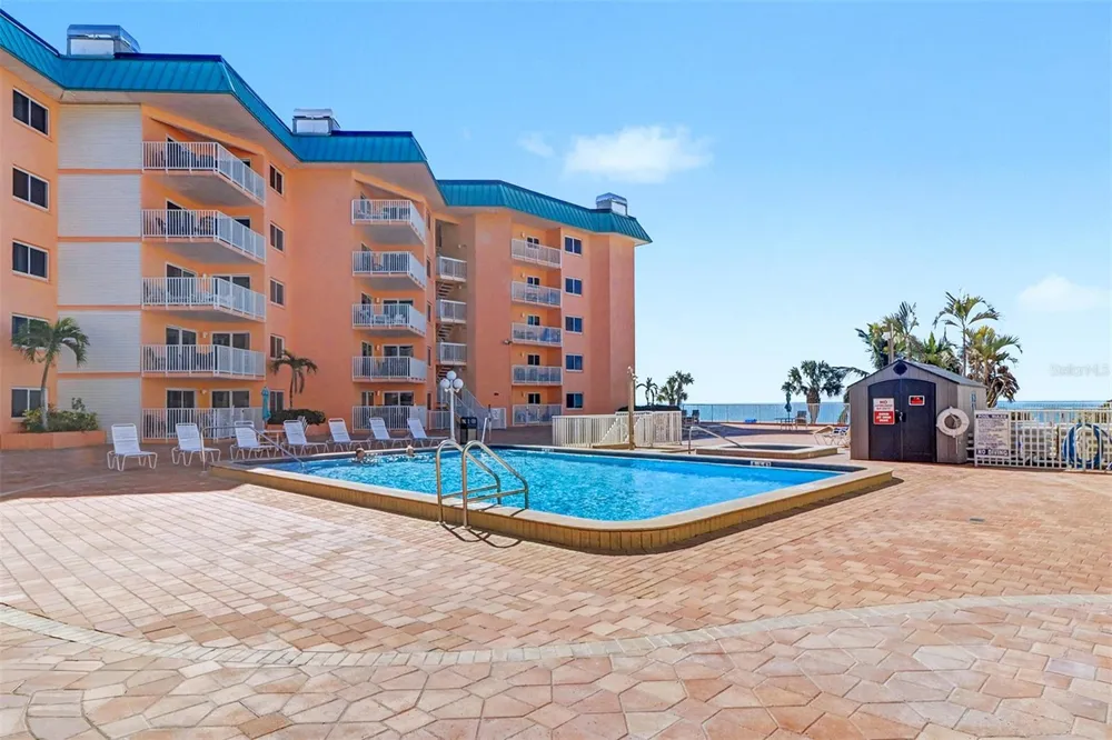 18400 GULF BOULEVARD #1302 Indian Shores, FL 33785