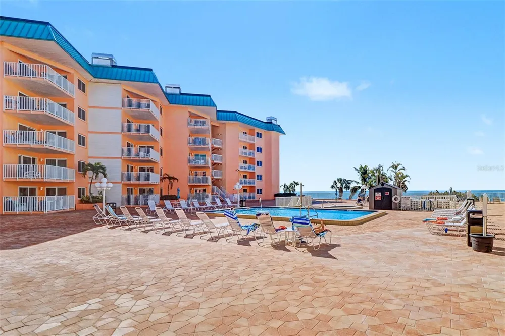 18400 GULF BOULEVARD #1302 Indian Shores, FL 33785
