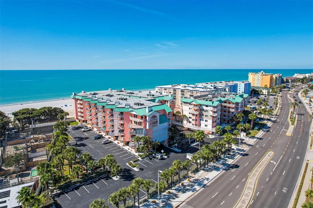 18400 GULF BOULEVARD #1302 Indian Shores, FL 33785