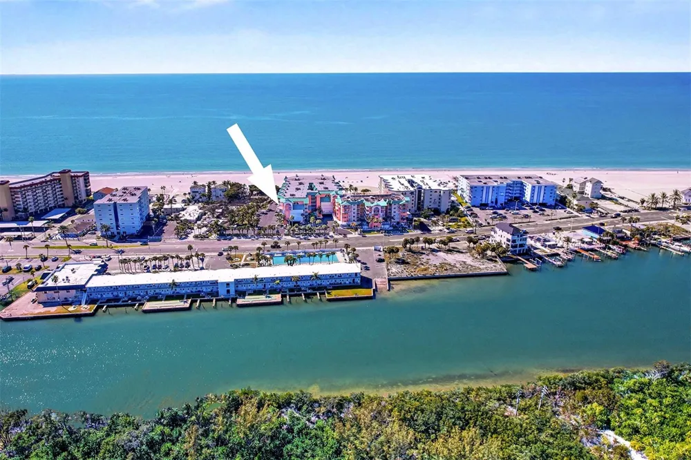 18400 GULF BOULEVARD #1302 Indian Shores, FL 33785