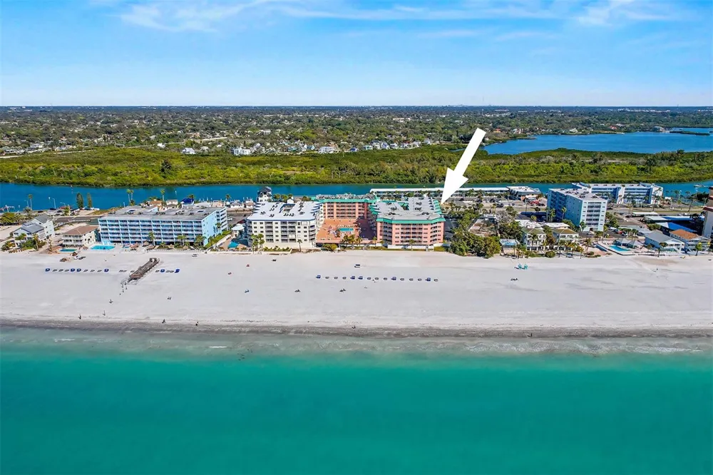 18400 GULF BOULEVARD #1302 Indian Shores, FL 33785