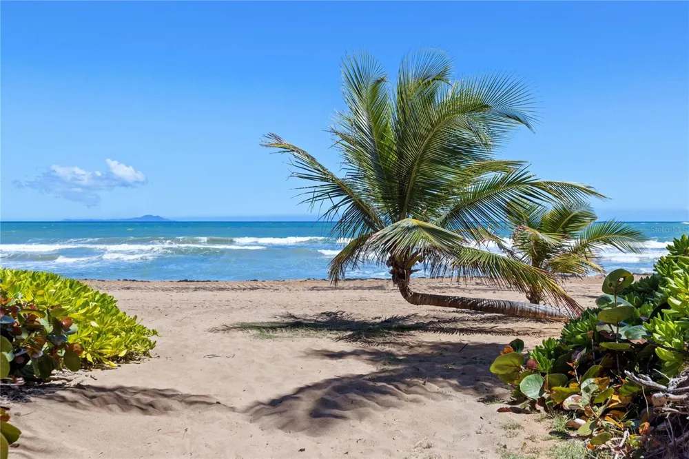 . BEACH VILLAGE #128 Humacao, PR 00791