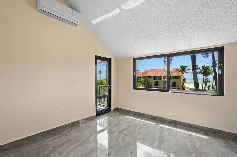 . BEACH VILLAGE #128 Humacao, PR 00791