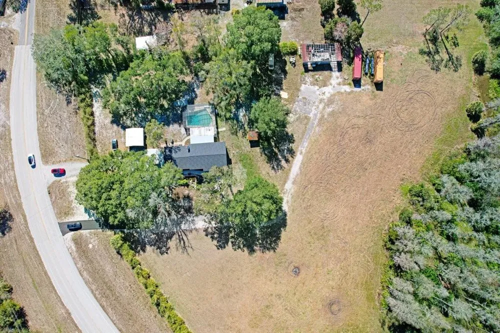TOBACCO RD Lutz, FL 33558
