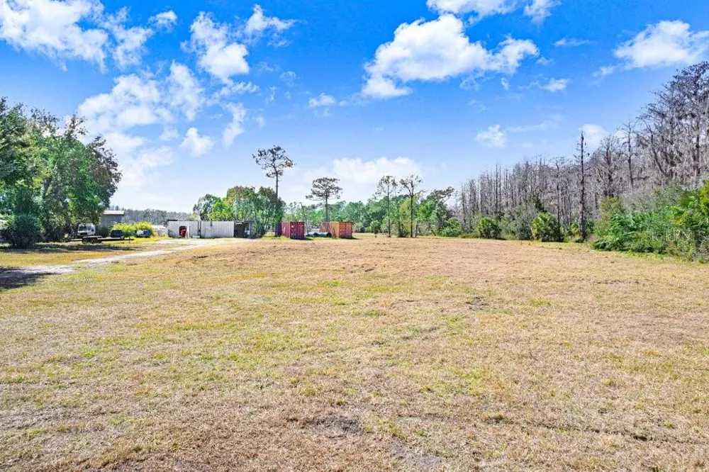 TOBACCO RD Lutz, FL 33558