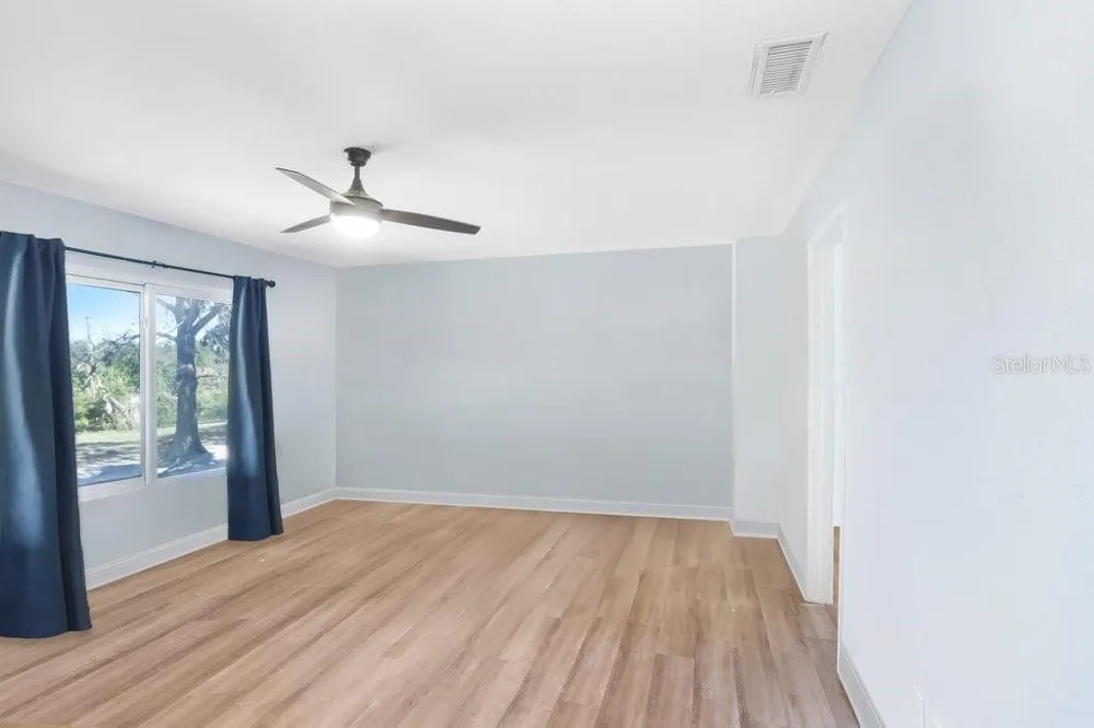 TOBACCO RD Lutz, FL 33558