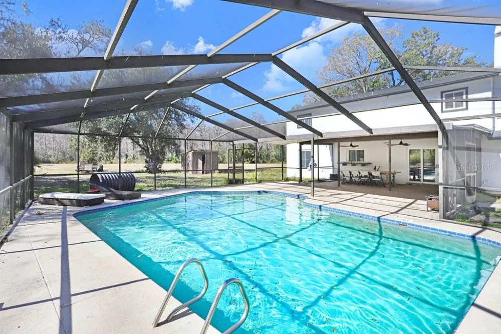 TOBACCO RD Lutz, FL 33558
