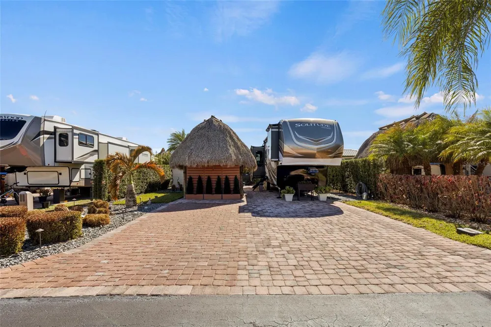 532 SW 38TH TRACE Okeechobee, FL 34974