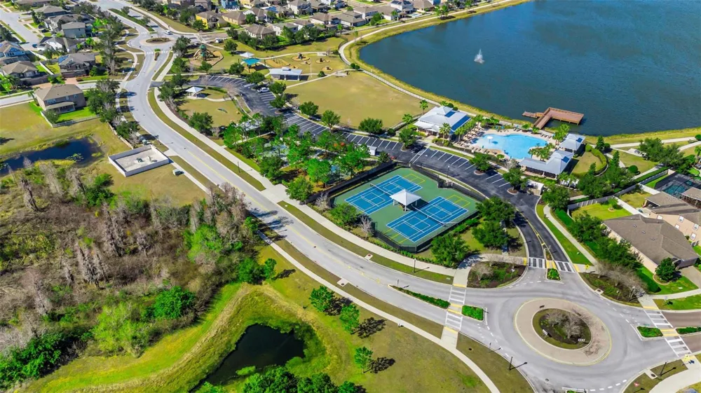 19613 LONG LAKE RANCH BOULEVARD Lutz, FL 33558