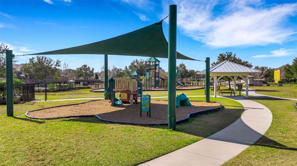 19613 LONG LAKE RANCH BOULEVARD Lutz, FL 33558