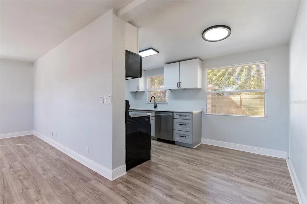 5301 97TH TERRACE Pinellas Park, FL 33782