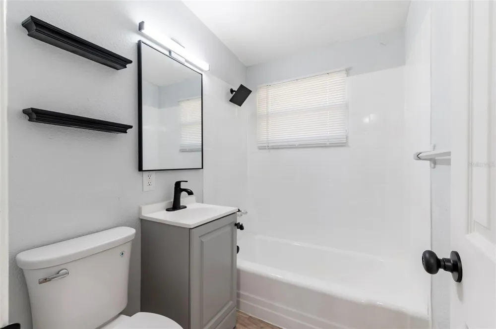 5301 97TH TERRACE Pinellas Park, FL 33782