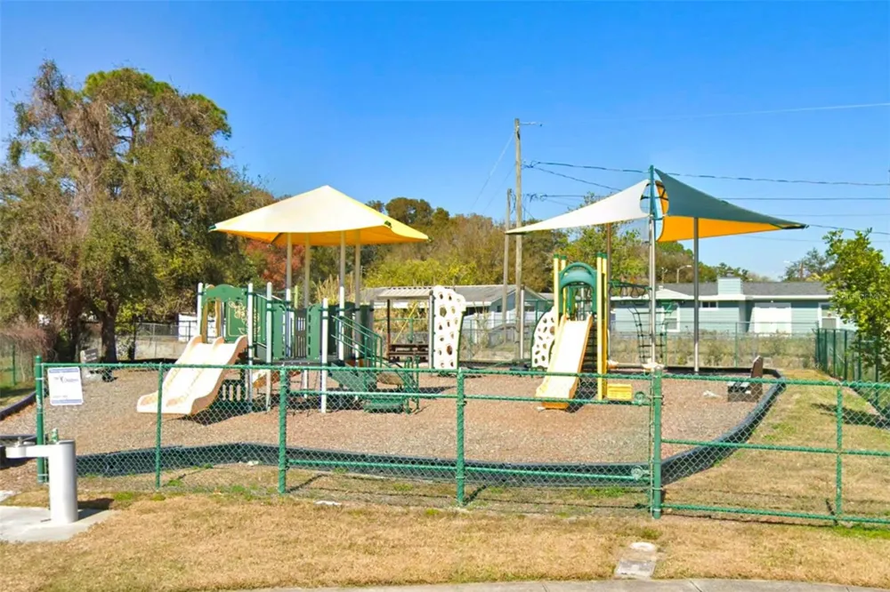 5301 97TH TERRACE Pinellas Park, FL 33782