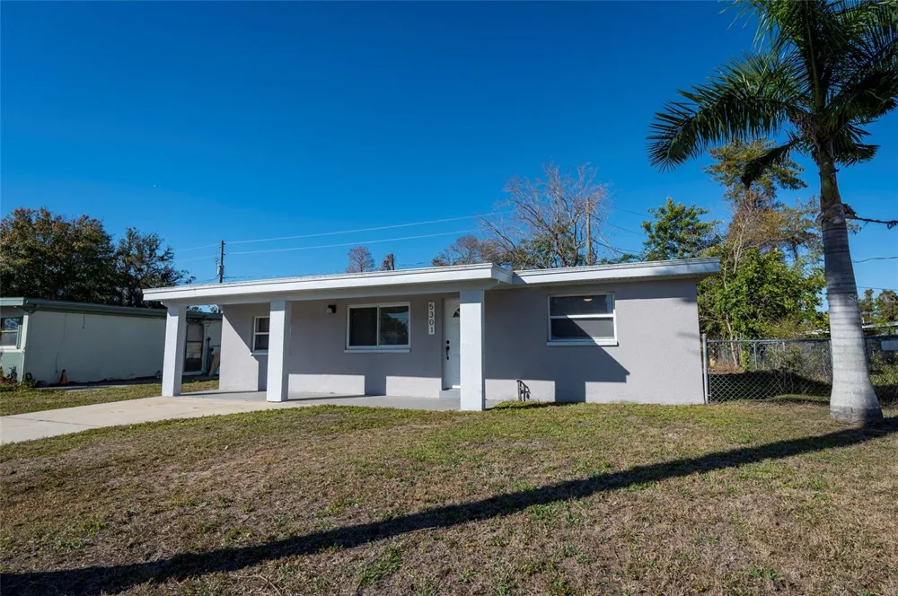 5301 97TH TERRACE Pinellas Park, FL 33782