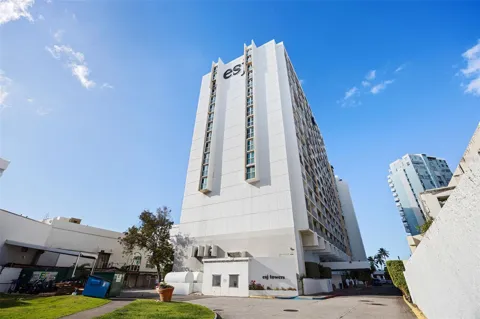 6165 ISLA VERDE AVE. #377
