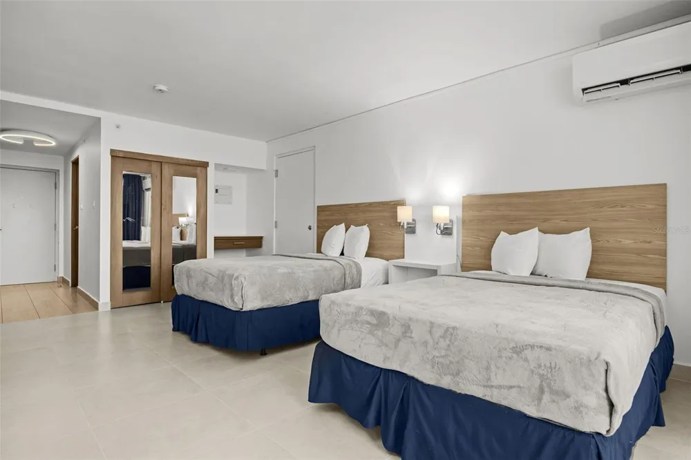 6165 ISLA VERDE AVE. #377 Carolina, PR 00979